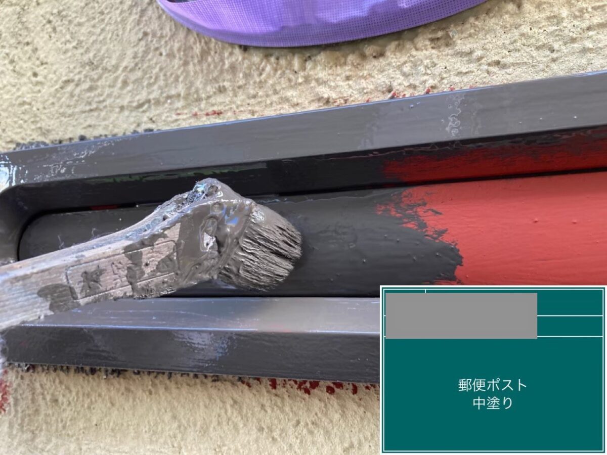 千葉県千葉市稲毛区　K様邸　外壁塗装、郵便ポストの中塗り・上塗り（1）