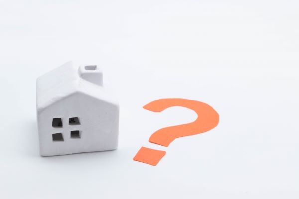 クリア塗装ってどんな塗装？適している外壁材は？