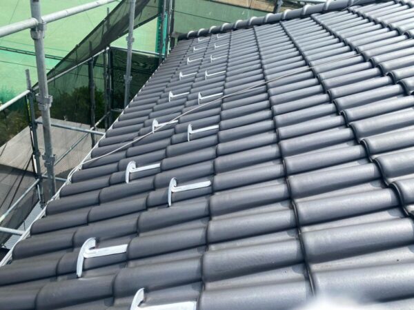 千葉県千葉市中央区　S様邸　屋根塗装工事　雪止め　下塗り～中塗り～上塗り
