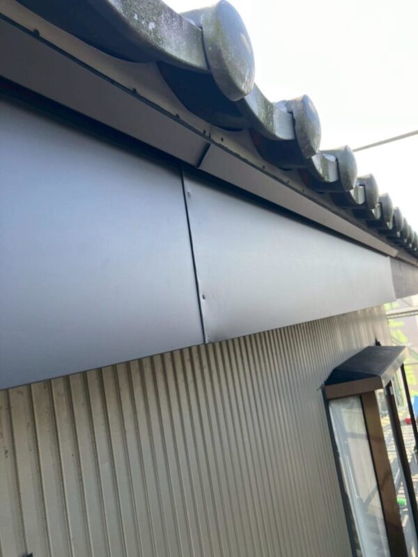 千葉県四街道市　A様邸　外壁工事　破風板　板金巻きで雨漏り防止！