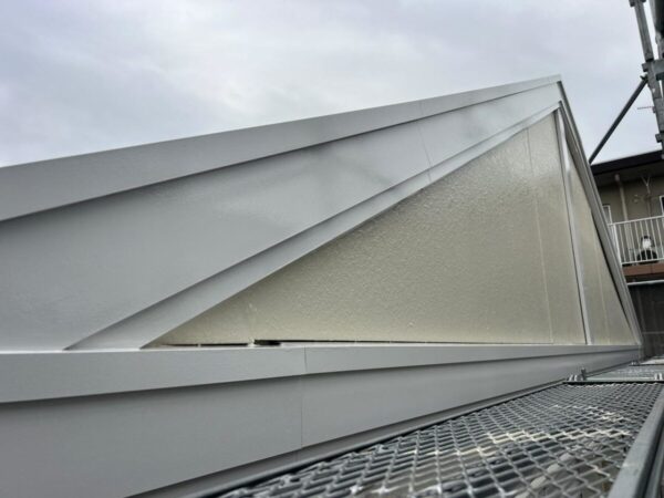 千葉県八千代市 アパート 外壁塗装工事 付帯部塗装~足場解体が終わり工事が完了しました!